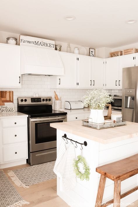 kitchen cabinet styling tips